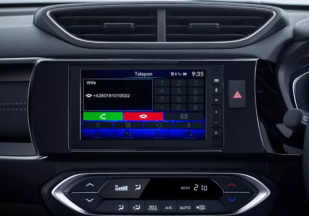 Hands-Free Telephone