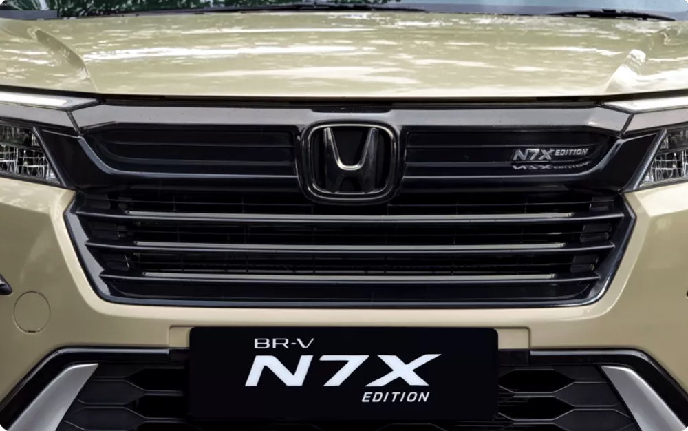New Sleek Dark  Front Grille with N7X Edition Emblem   